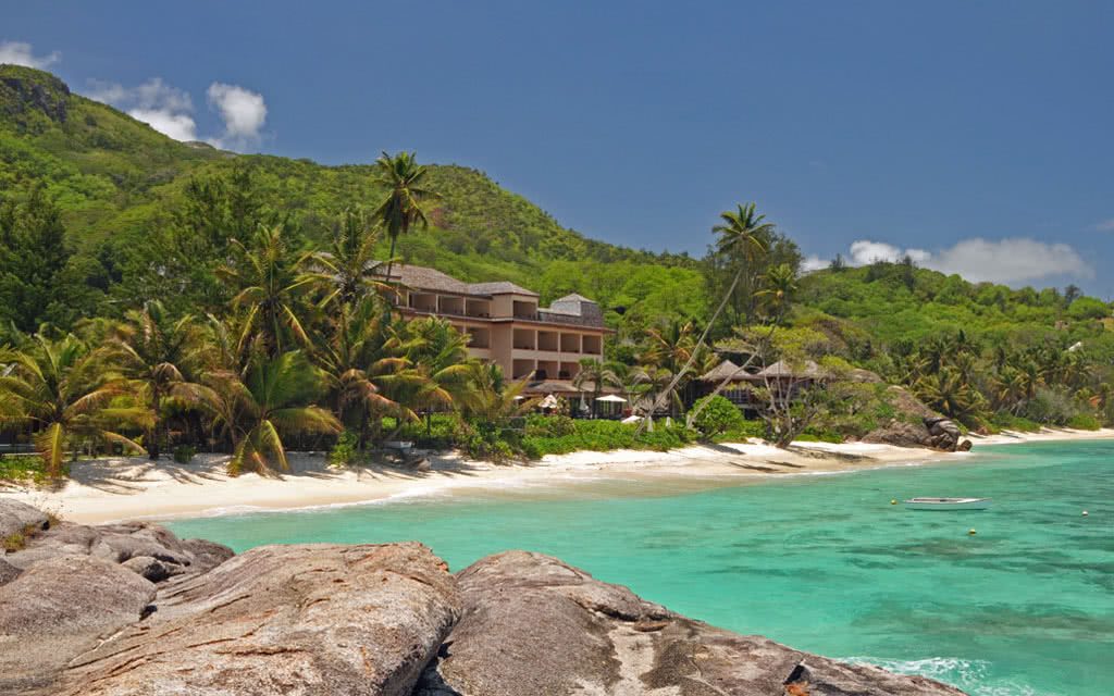 ALLAMANDA-EXTERIEUR--1024x640