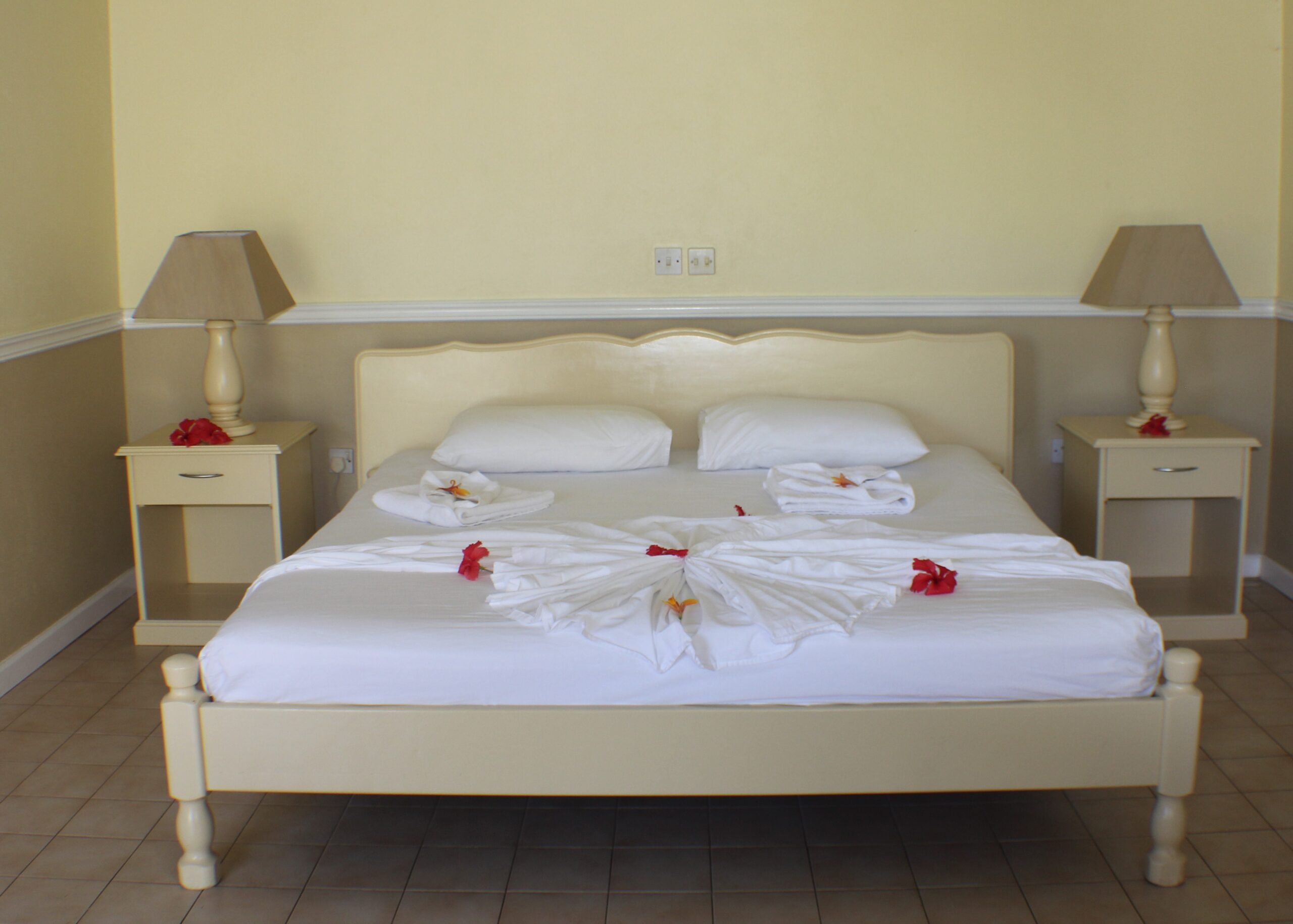 LA-ROUSSETTE-CHAMBRE