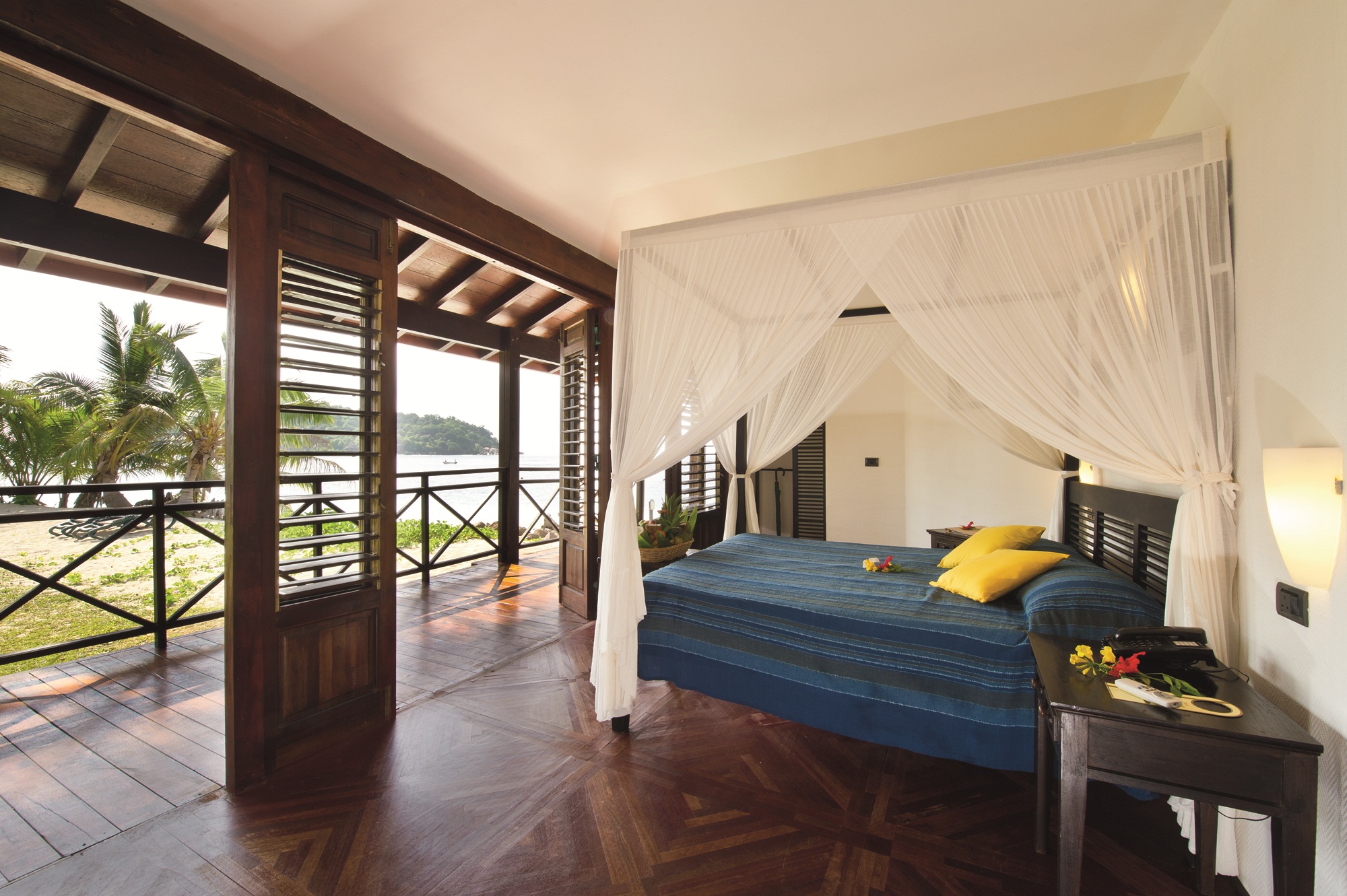 New-Emerald-Cove-Standard-room-View