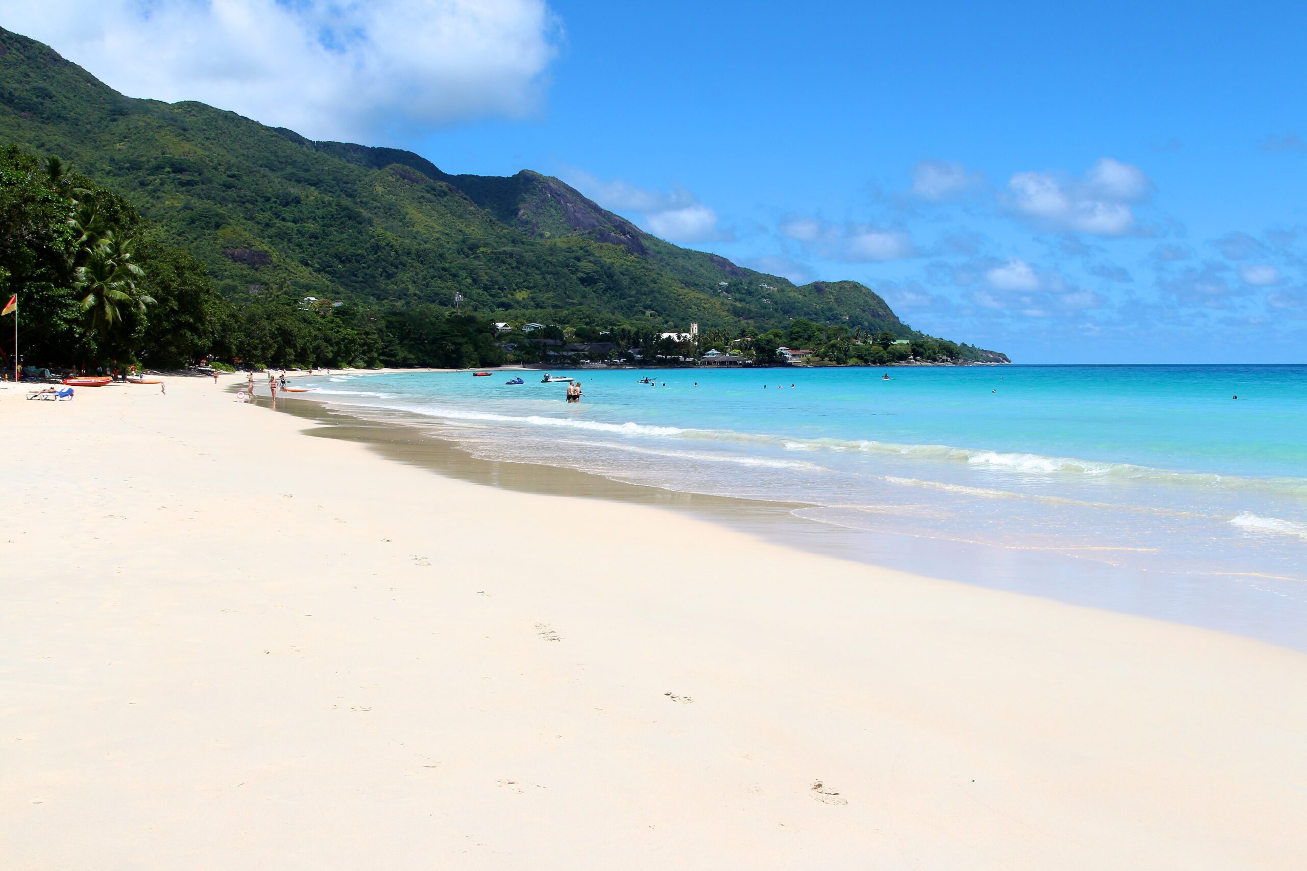 New Self Catering, Guesthouse, Mahé, Beau Vallon Beach, Seychelles