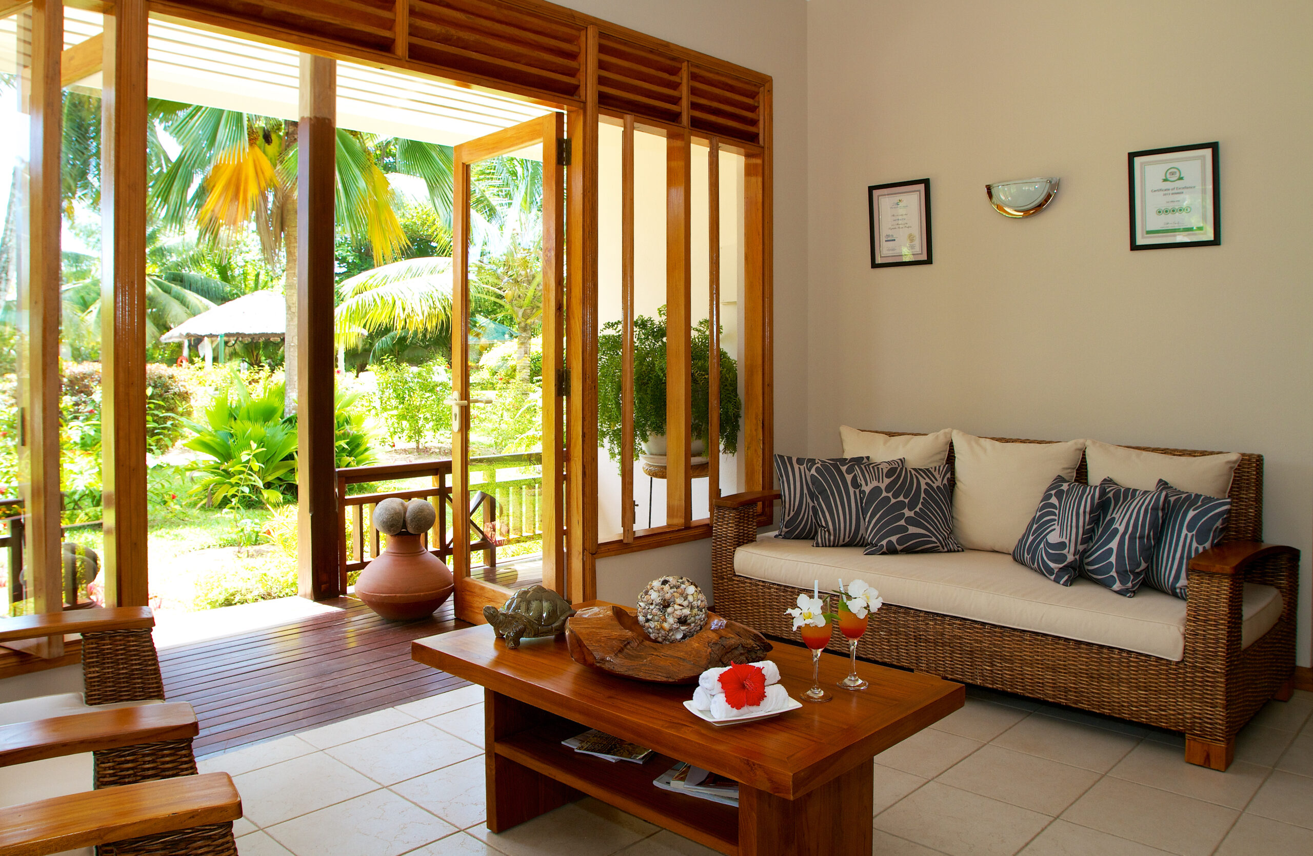 self catering villa, anse volbert, cote d'or, villas d'or, praslin, seychelles